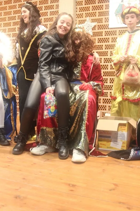 Visita de los Reyes Magos y actuación de los niños en El Cubo de Don Sancho