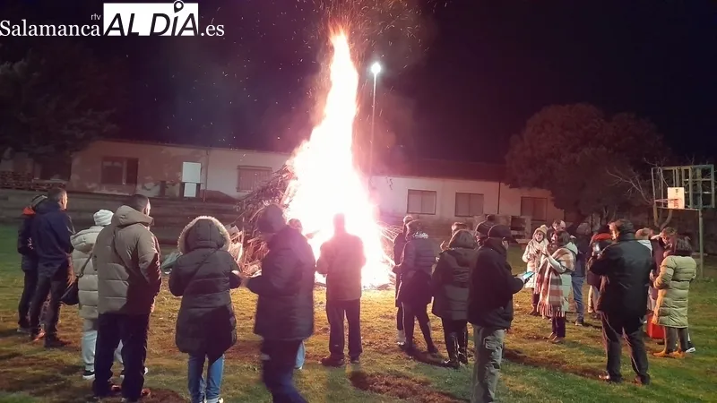 Celebración de la 'Engualera' la víspera de San Sebastián en Cipérez 