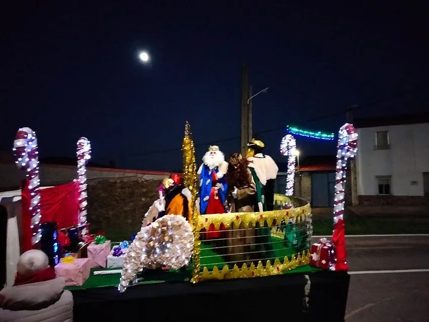 Foto 8 - El Bod&oacute;n recibe a los Reyes Magos de Oriente 