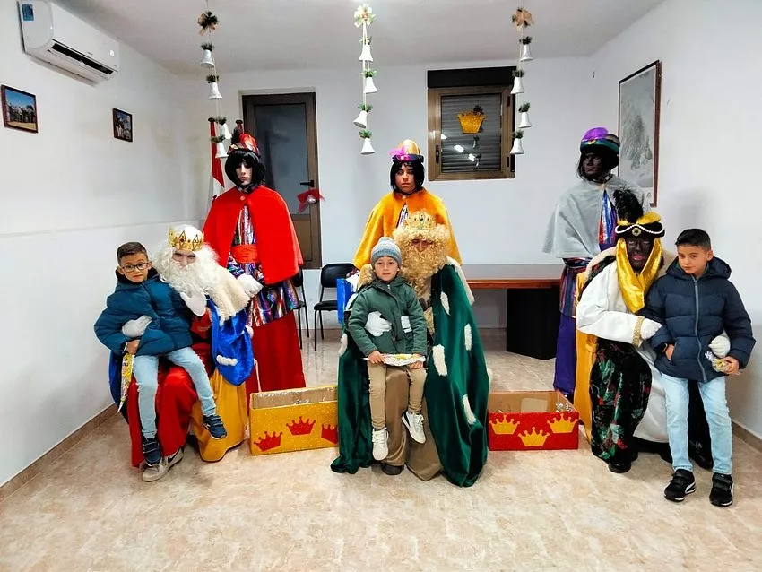 Foto 5 - El Bod&oacute;n recibe a los Reyes Magos de Oriente 