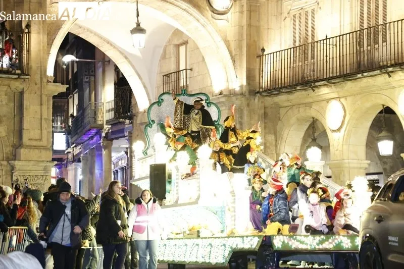 Llegada de los Reyes Magos a la Plaza Mayor. Fotos: EP.
