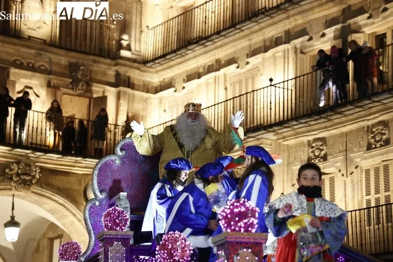Llegada de los Reyes Magos a la Plaza Mayor. Fotos: EP.