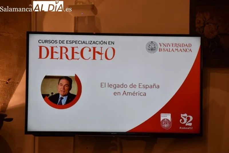 Inauguración de los LII Cursos de Especialización en Derecho en el Paraninfo de la Universidad de Salamanca. Fotos. Vanesa Martins