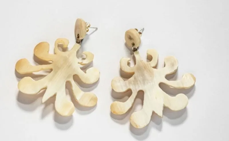 Pendientes de asta de toro