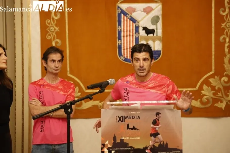 Presentación en el Ayuntamiento de Salamanca de la XII edición de la Media Maratón Ciudad de Salamanca. Foto David Sañudo