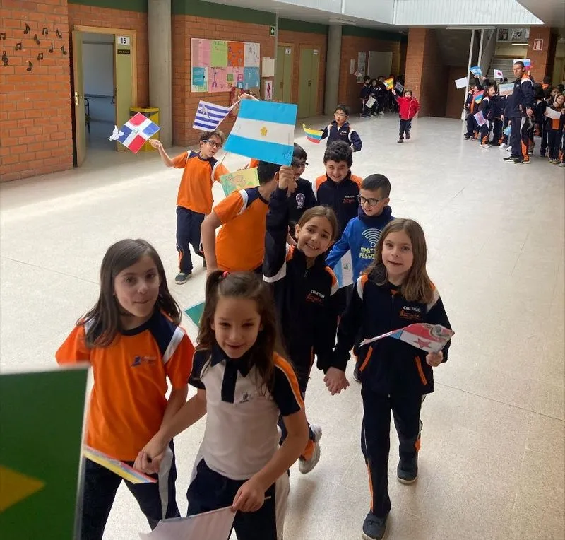 “Marcha por la Paz” en el patio del colegio Antonio Machado