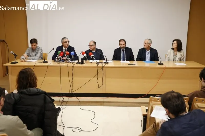 Rueda de prensa por el cambio de director científico en el Centro de Investigación del Cáncer (USAL-CSIC). Foto David Sañudo