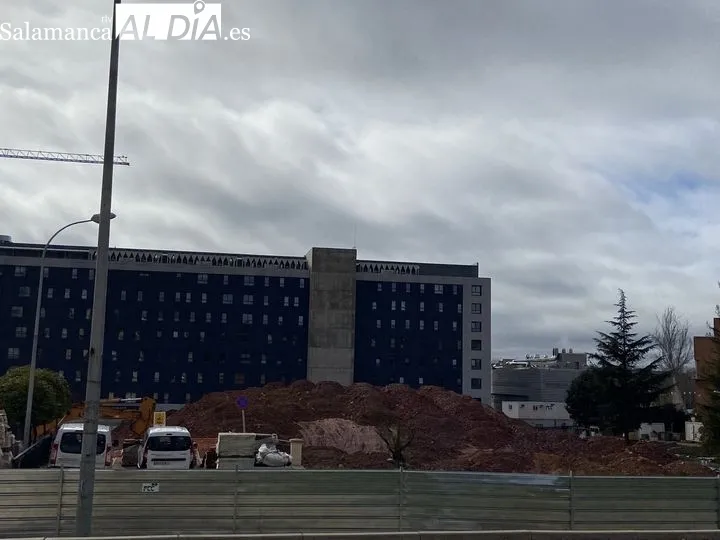 Así avanzan las obras del futuro edificio de consultas: dos nuevos bloques conectados con el esto de edificios del Complejo | FOTO: Vanesa Martins