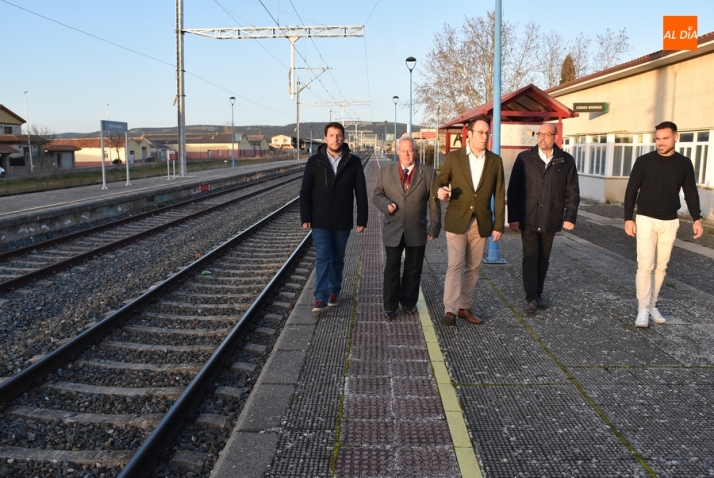 El Ayuntamiento pedirá una reunión a Óscar Puente para plantearle las reivindicaciones ferroviarias