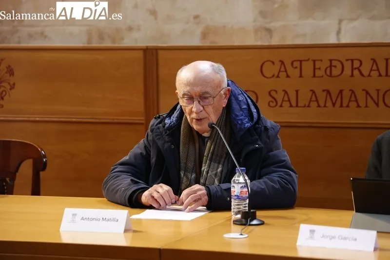 Reconocimiento institucional Padre Cámara a Cáritas Diocesana de Salamanca y al Colegio Pizarrales. Foto de David Sañudo