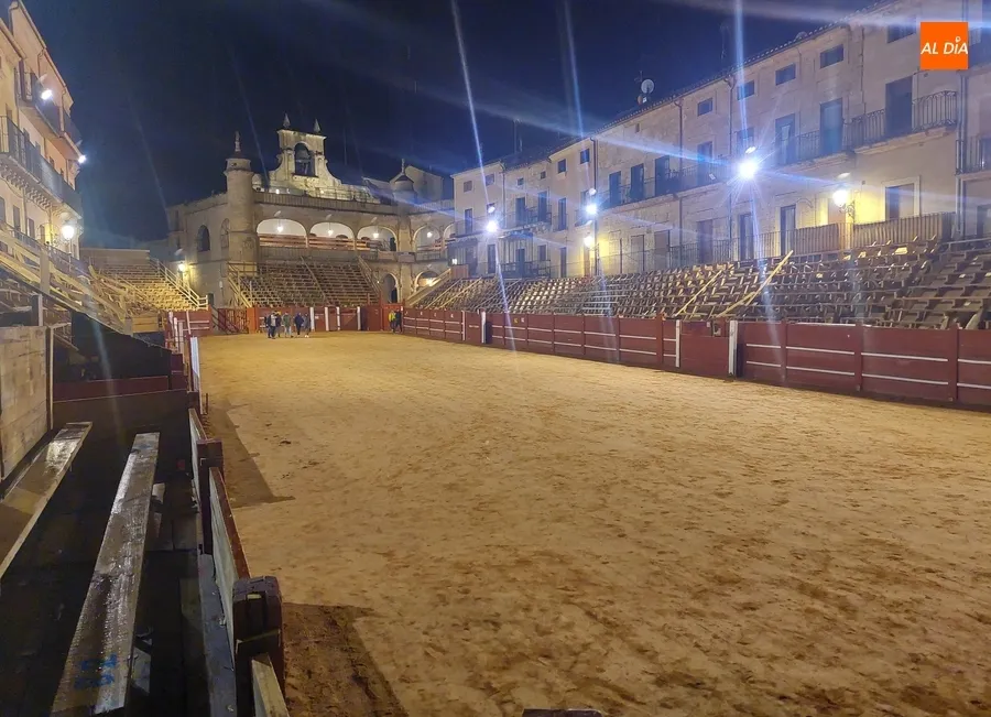 Foto 4 - Los Napoleones a caballo, o el &lsquo;pack&rsquo; del &lsquo;Carnaval Universitario&rsquo;, en la &uacute;ltima galer&iacute;a del Carnaval
