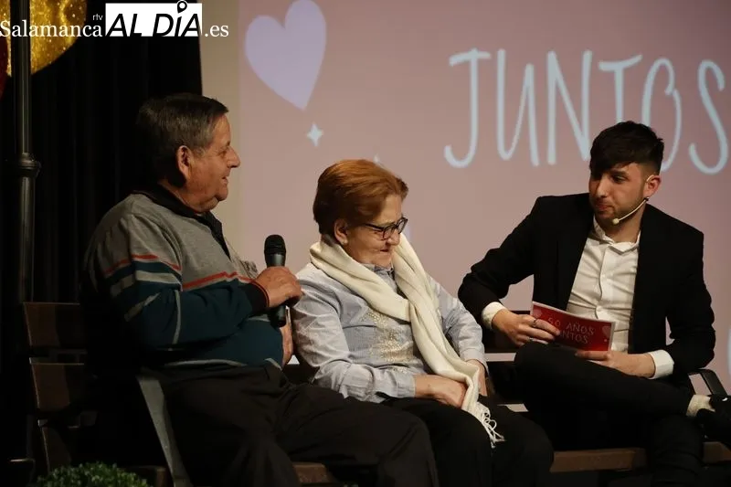 La gala '50 años juntos', un homenaje a las parejas de Santa Marta que celebran o han celebrado sus Bodas de Oro. Fotos: David Sañudo