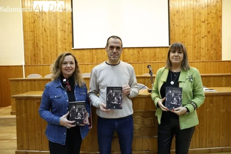 Presentación del libro '¿Dónde está nuestro pan?' en el salón de actos de UGT Salamanca. Fotos: David Sañudo