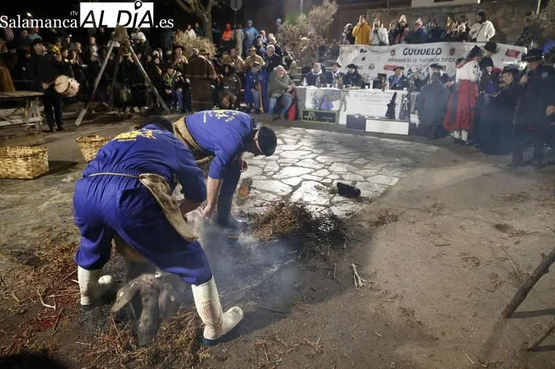 XXVI Capítulo de la Cofradía Gastronómica de Guijuelo y Matanza nocturna dedicada a la hostelería. Fotos: David Sañudo