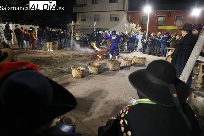 XXVI Capítulo de la Cofradía Gastronómica de Guijuelo y Matanza nocturna dedicada a la hostelería. Fotos: David Sañudo