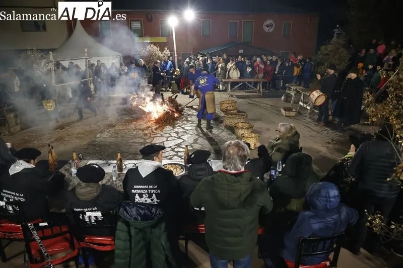 XXVI Capítulo de la Cofradía Gastronómica de Guijuelo y Matanza nocturna dedicada a la hostelería. Fotos: David Sañudo