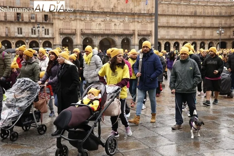 Marcha de Aerscyl en Salamanca para visillizar las enfermedades raras. Fotos: David Sañudo