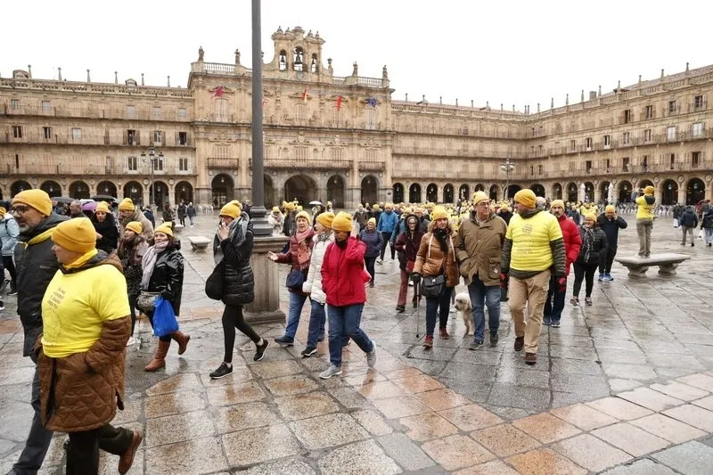 Marcha de Aerscyl en Salamanca para visillizar las enfermedades raras. Fotos: David Sañudo