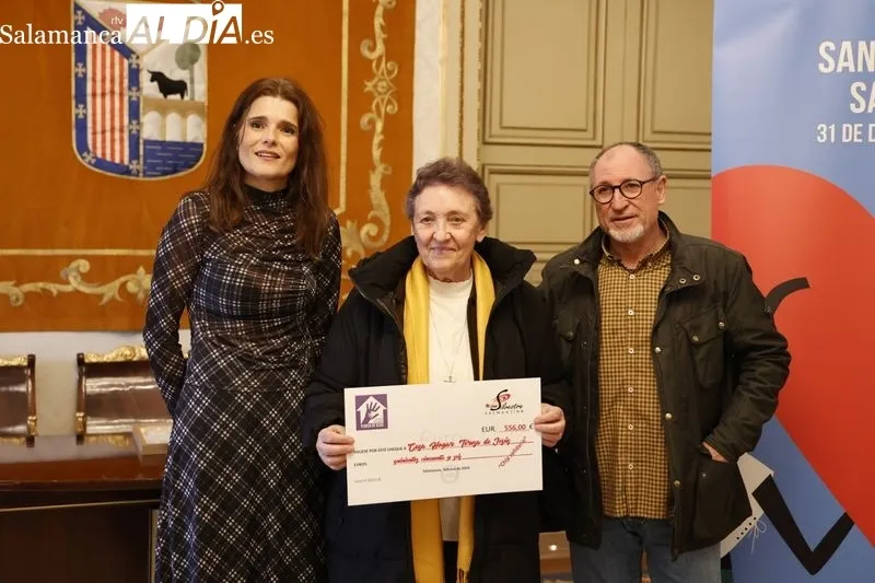 Entregado el  'Chip Solidario de la San Silvestre’ | FOTOS: David Sañudo 