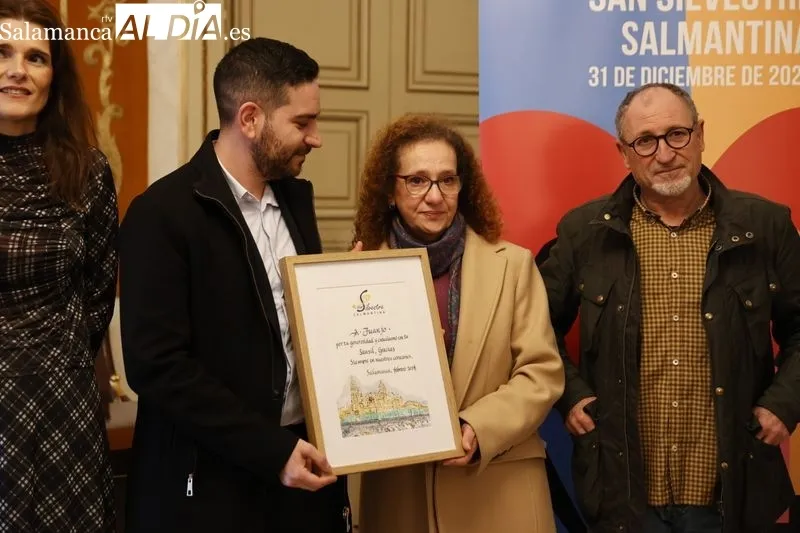 Entregado el  'Chip Solidario de la San Silvestre’ | FOTOS: David Sañudo 