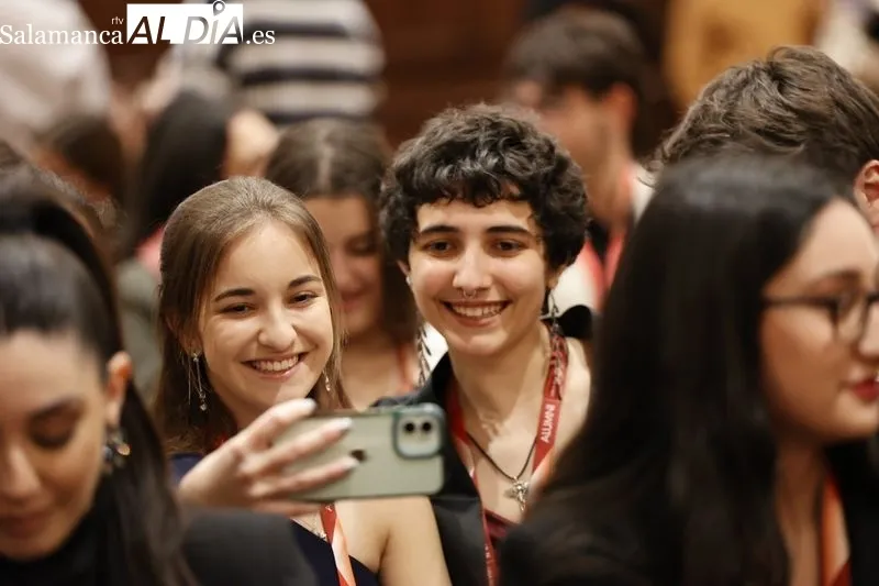 El Paraninfo de la USAL ha acogido la inauguración del V encuentro entre la Coordinadora de Representantes de Estudiantes de Universidades Públicas y la Conferencia de Rectores de las Universidad. Fotos: David Sañudoes Españolas