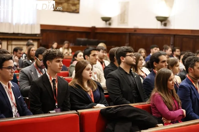 El Paraninfo de la USAL ha acogido la inauguración del V encuentro entre la Coordinadora de Representantes de Estudiantes de Universidades Públicas y la Conferencia de Rectores de las Universidad. Fotos: David Sañudoes Españolas
