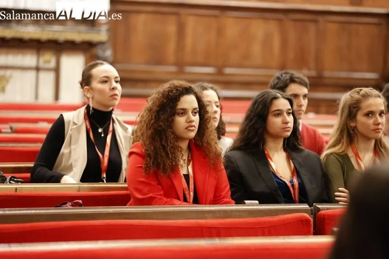 El Paraninfo de la USAL ha acogido la inauguración del V encuentro entre la Coordinadora de Representantes de Estudiantes de Universidades Públicas y la Conferencia de Rectores de las Universidad. Fotos: David Sañudoes Españolas
