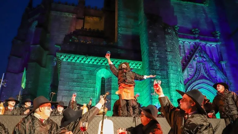 Carnaval de Guarda: Desfile y Juicio del Gallo, punto alto de la farra carnavalesca | Guarda Folía en ediciones anteriores