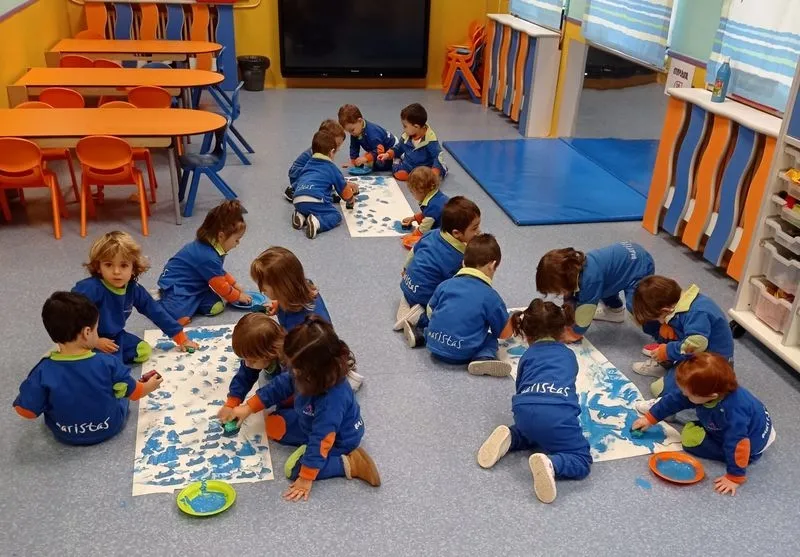 Alumnado en el colegio Marista. 
