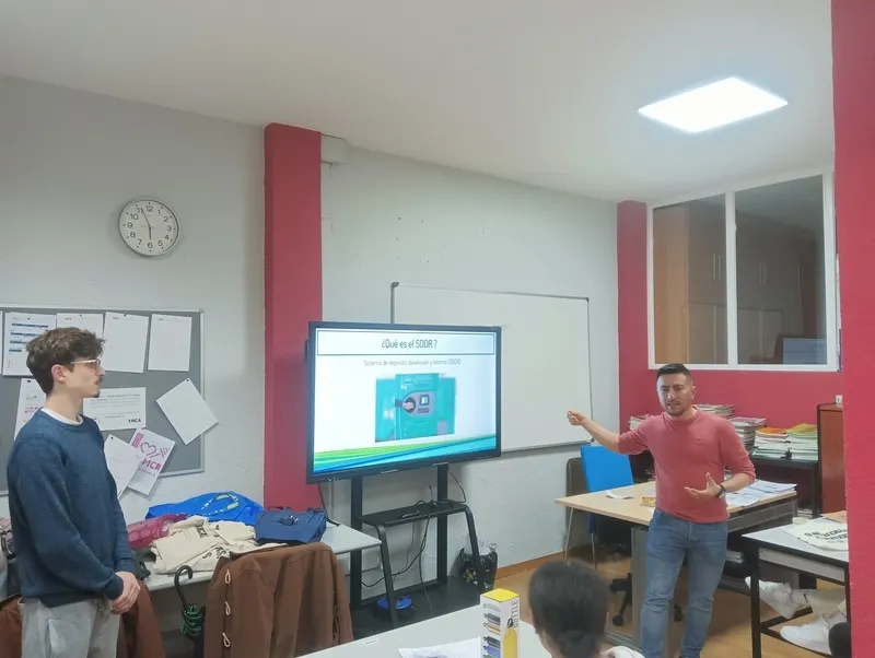 Proyecto de aprendizaje-servicio “Si no reciclas, te intoxicas”.