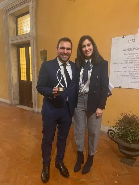 La película 'La Sirvienta' del salmantino Pablo Moreno, recibe el premio a la Mejor Película en los 