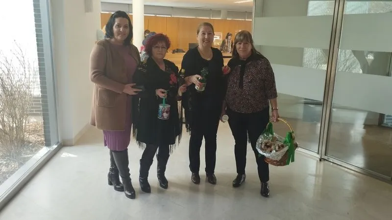 Acto con las Águedas en el Ayuntamiento de Santa Marta.