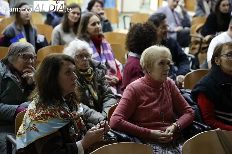 Acto con motivo del segundo aniversario de la guerra de Ucrania. Fotos: David Sañudo.