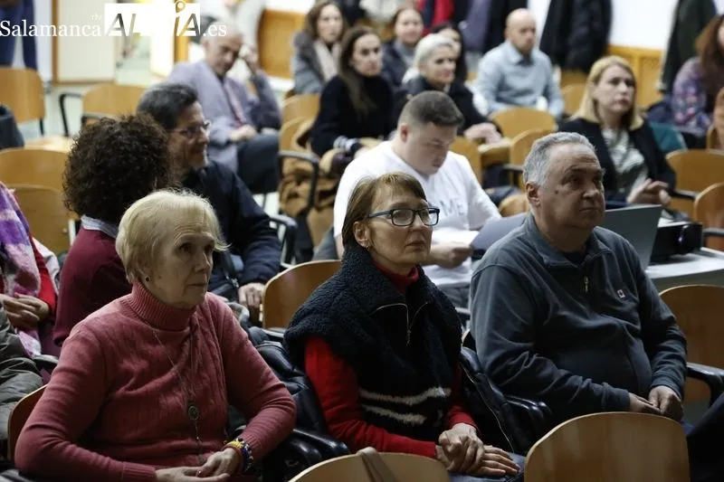 Acto con motivo del segundo aniversario de la guerra de Ucrania. Fotos: David Sañudo.