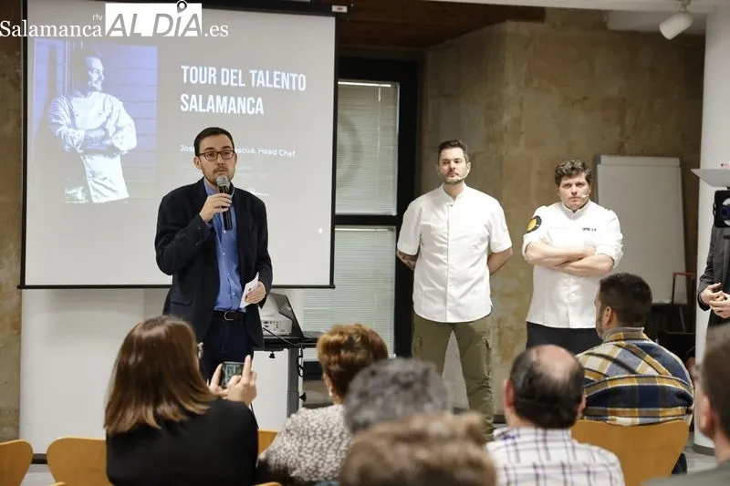 Inauguración del taller ‘Show cooking / masterclass sobre cómo emprender en el mundo gastronómico’ en la Cámara de Comercio. Fotos: David Sañudo. 