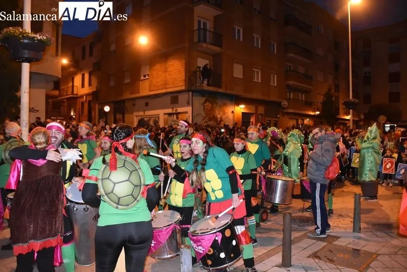 Lunes de Carnaval en el barrio del Oeste. Fotos: Vanesa Martins.