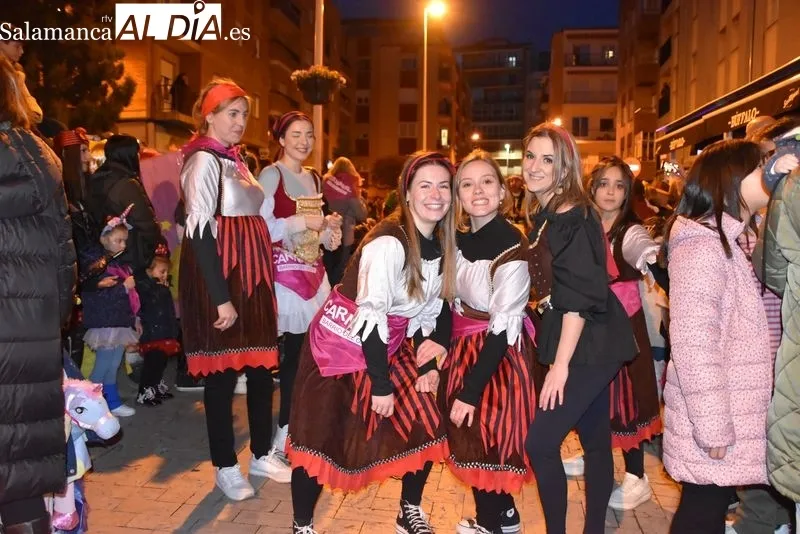 Lunes de Carnaval en el barrio del Oeste. Fotos: Vanesa Martins.
