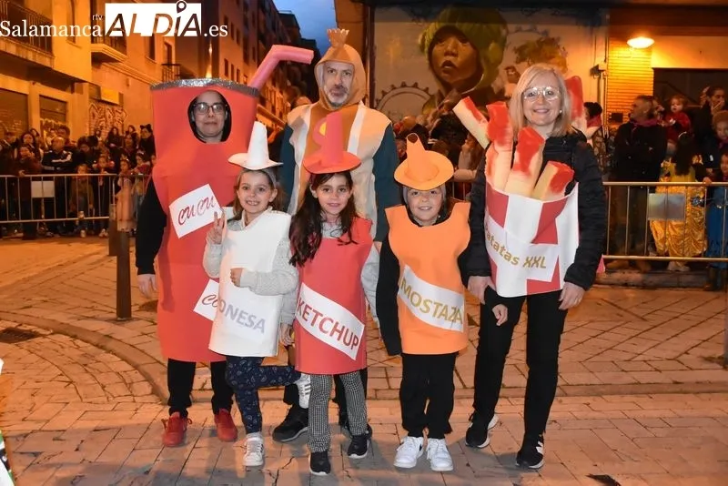 Lunes de Carnaval en el barrio del Oeste. Fotos: Vanesa Martins.