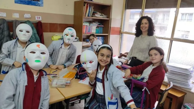 Carnaval veneciano en el Colegio San Juan Bosco.