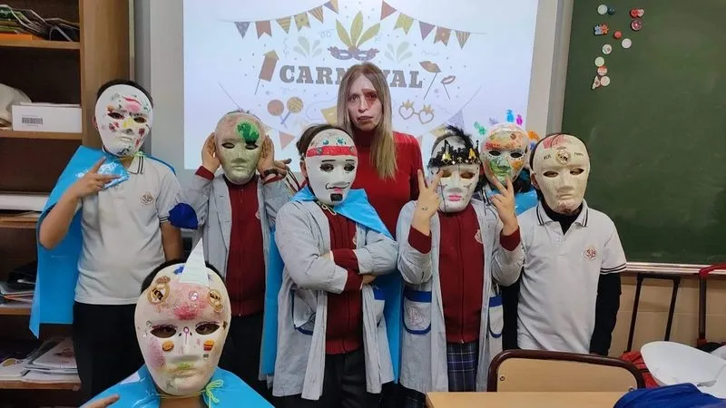 Carnaval veneciano en el Colegio San Juan Bosco.