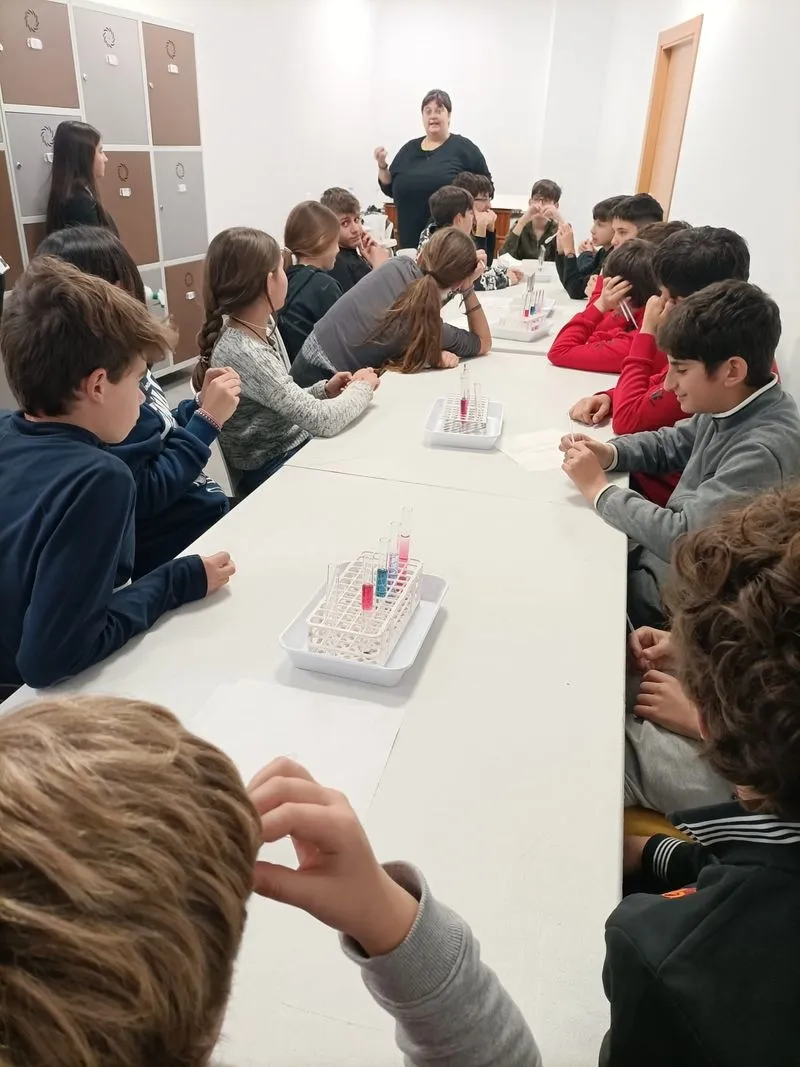 Cibercarba, taller ciencia Día Mujer y Niña en la Ciencia.