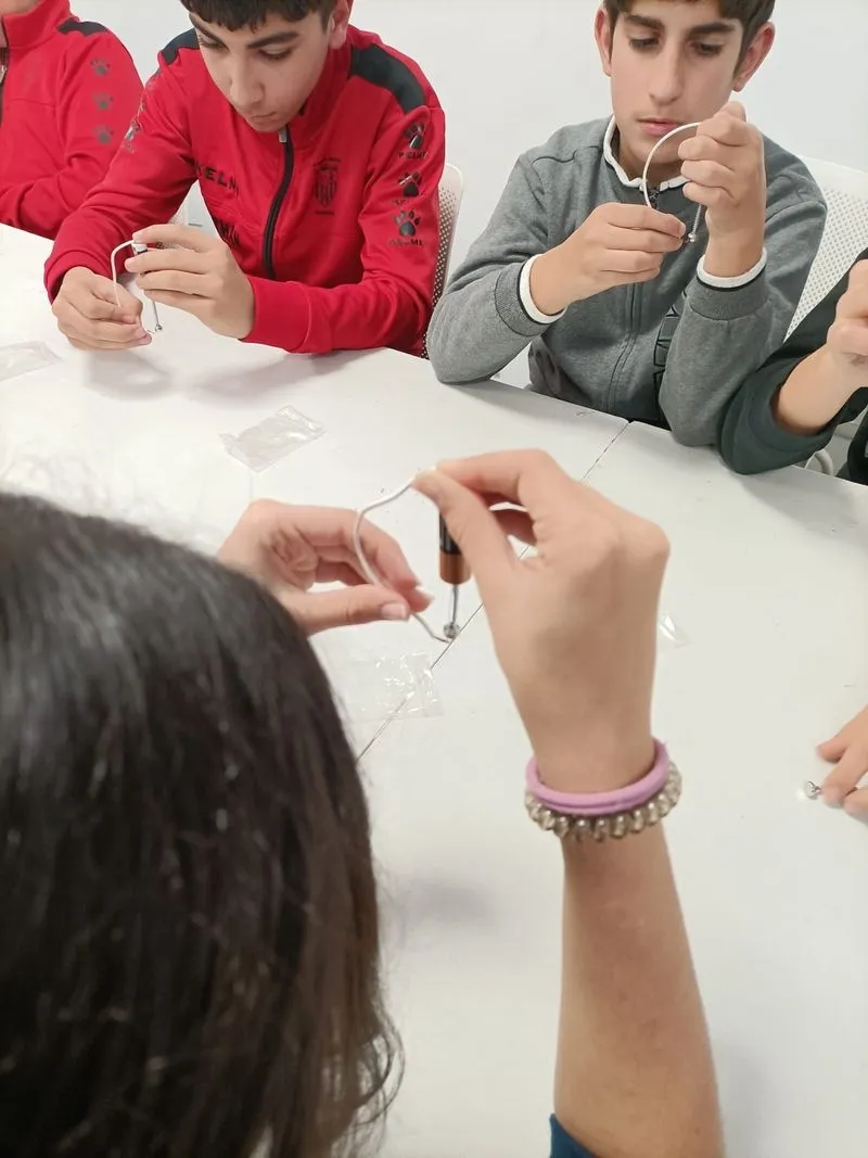 Cibercarba, taller ciencia Día Mujer y Niña en la Ciencia.