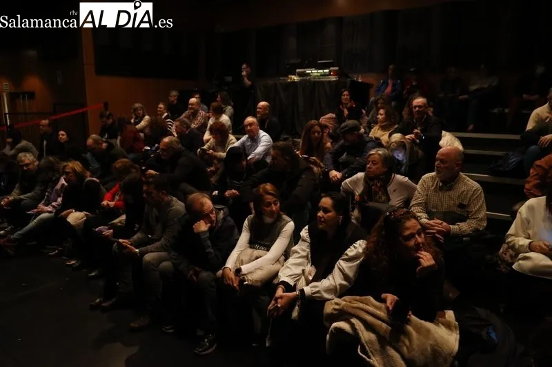 Imágenes del concierto de Cómplices en la Sala B del Caem. Fotos: David Sañudo.
