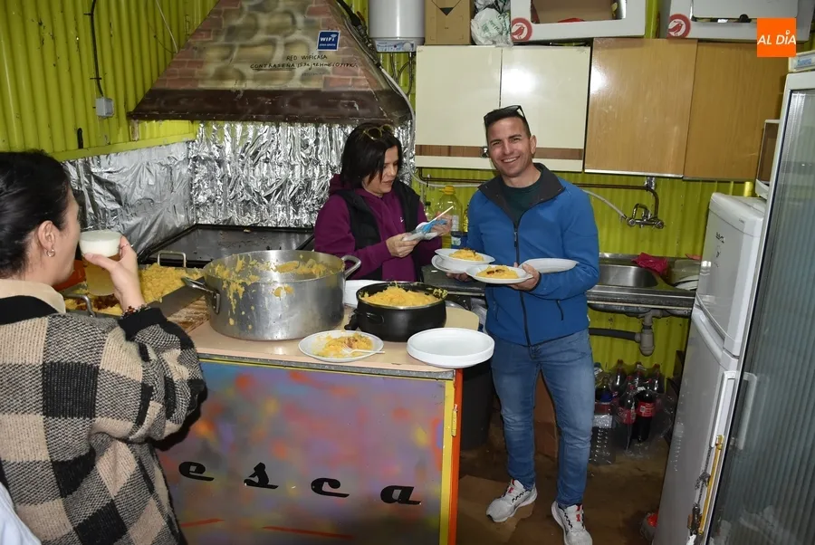 Foto 7 - Ni No&eacute; y los animales de su arca se pierden las cl&aacute;sicas patatas mene&aacute;s de las pe&ntilde;as de la Plazuela