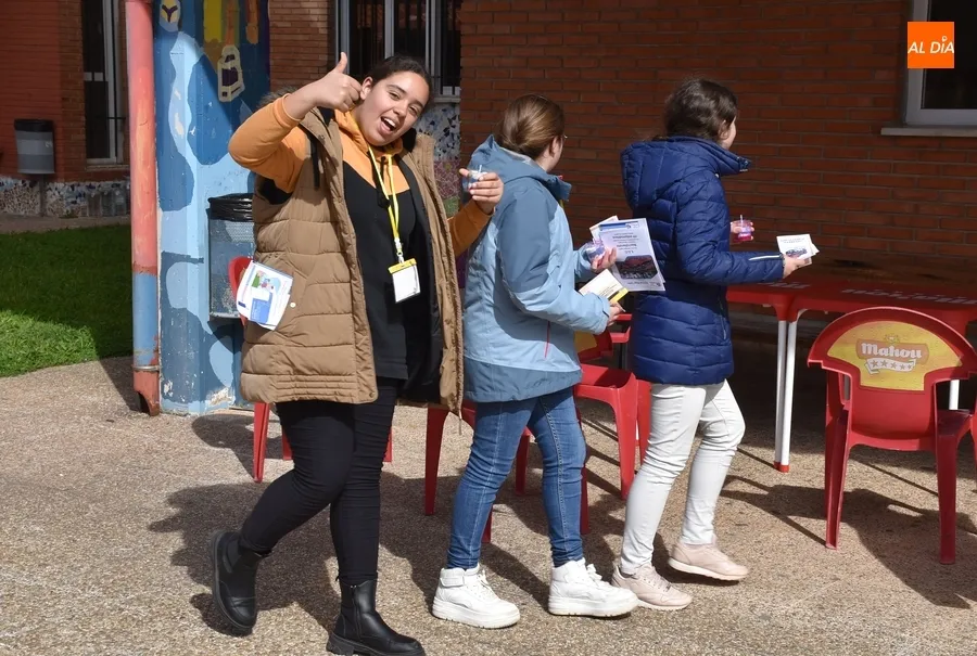 Foto 9 - Los IES mirobrigenses reciben a los alumnos de 6&ordm; de sus colegios vecinos