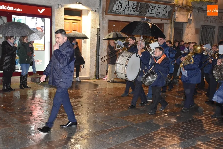 Foto 3 - El Ni&ntilde;o de la Capea relata m&uacute;ltiples an&eacute;cdotas de su carrera ante un ruedo abarrotado