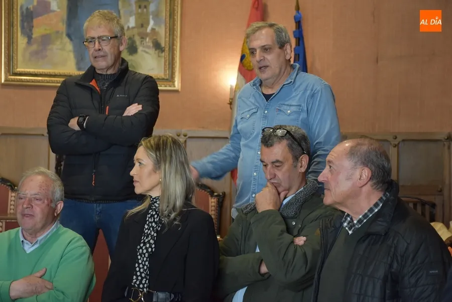 Foto 4 - Los alumnos de las AFEs reciben sus diplomas tras dejar Ciudad Rodrigo &ldquo;como un pincel&rdquo;