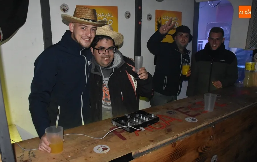 Foto 5 - Las casetas del Paseo Fernando Arrabal tambi&eacute;n dan el pistoletazo de salida a la fiesta