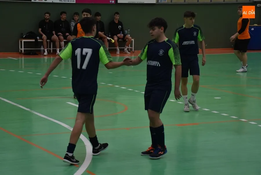 Foto 9 - Merecida victoria del III de Futormes en un partido que tuvo emoci&oacute;n casi hasta el final 