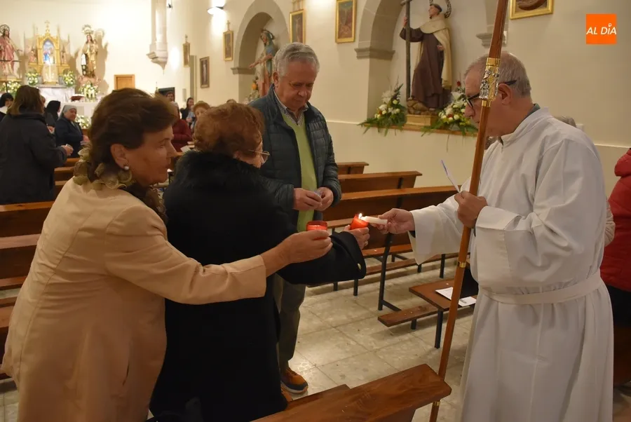 Foto 5 - Las religiosas de la Di&oacute;cesis renuevan su consagraci&oacute;n en las Carmelitas